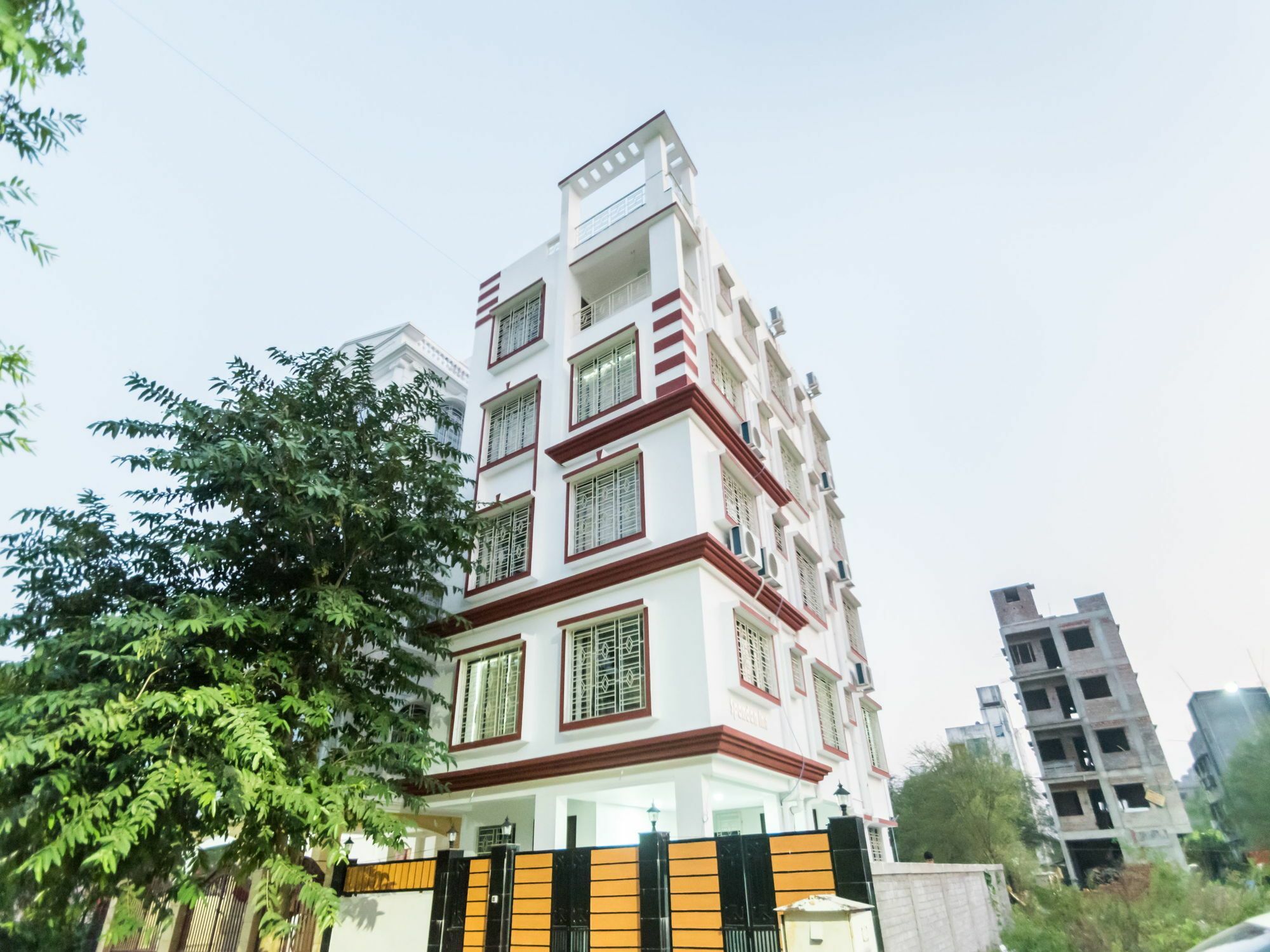 Super Hotel O New Town Near Axis Mall Formerly Spandan Inn Kolkata Exterior photo