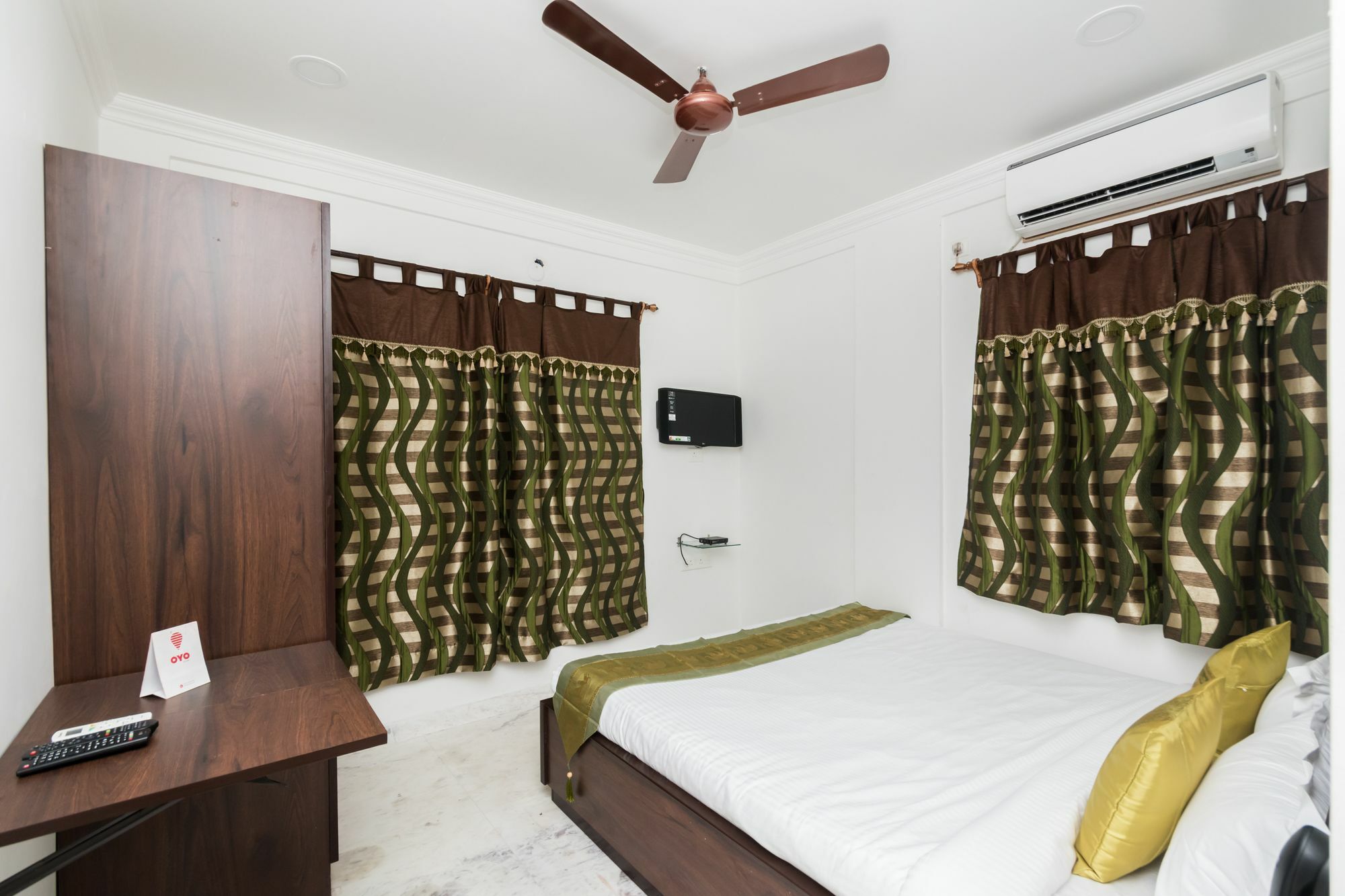 Super Hotel O New Town Near Axis Mall Formerly Spandan Inn Kolkata Exterior photo